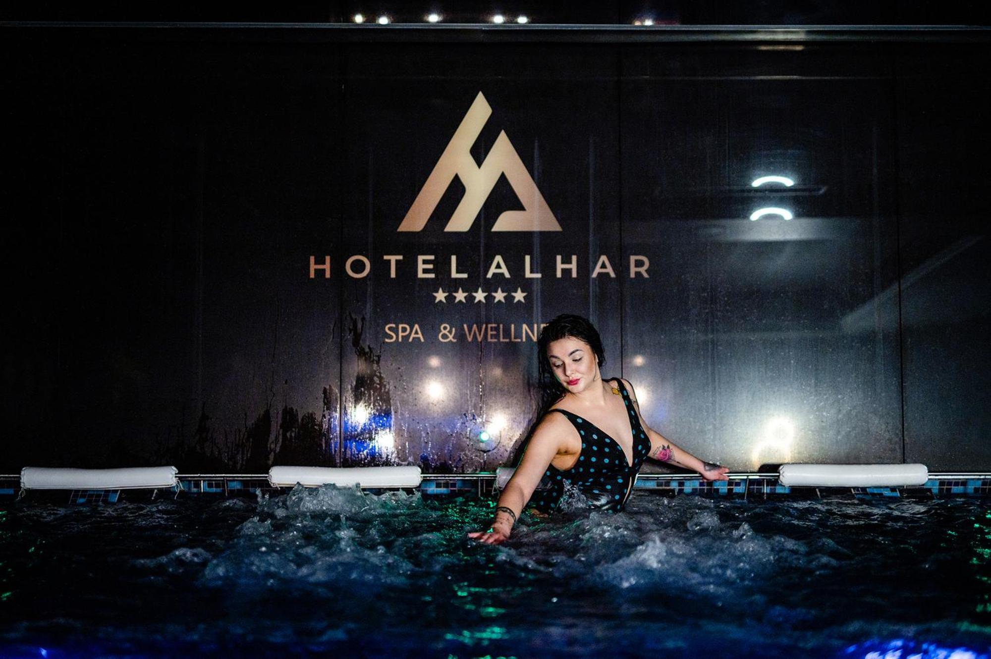 Hotel Alhar 루블리니에크 외부 사진