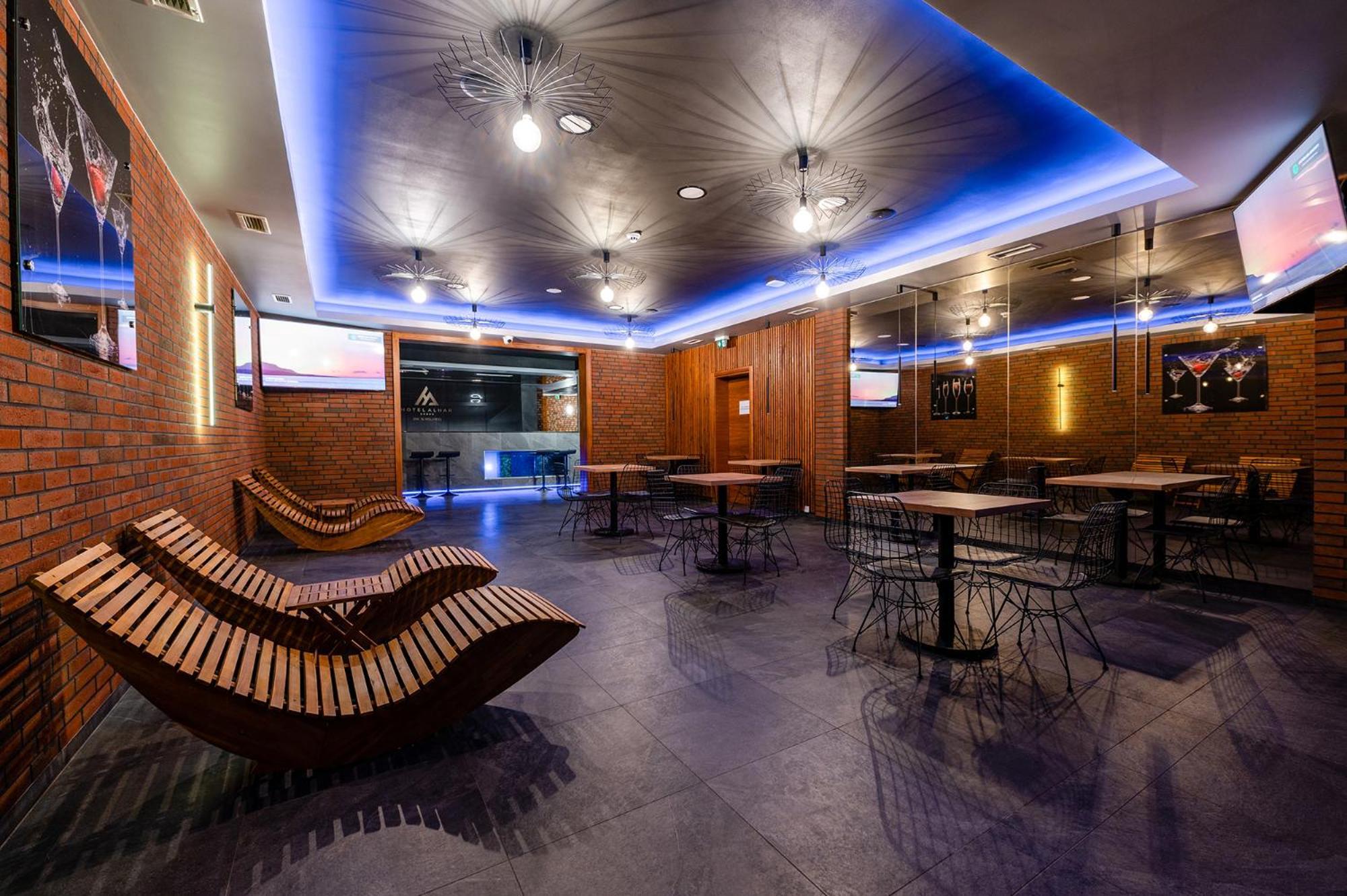 Hotel Alhar 루블리니에크 외부 사진
