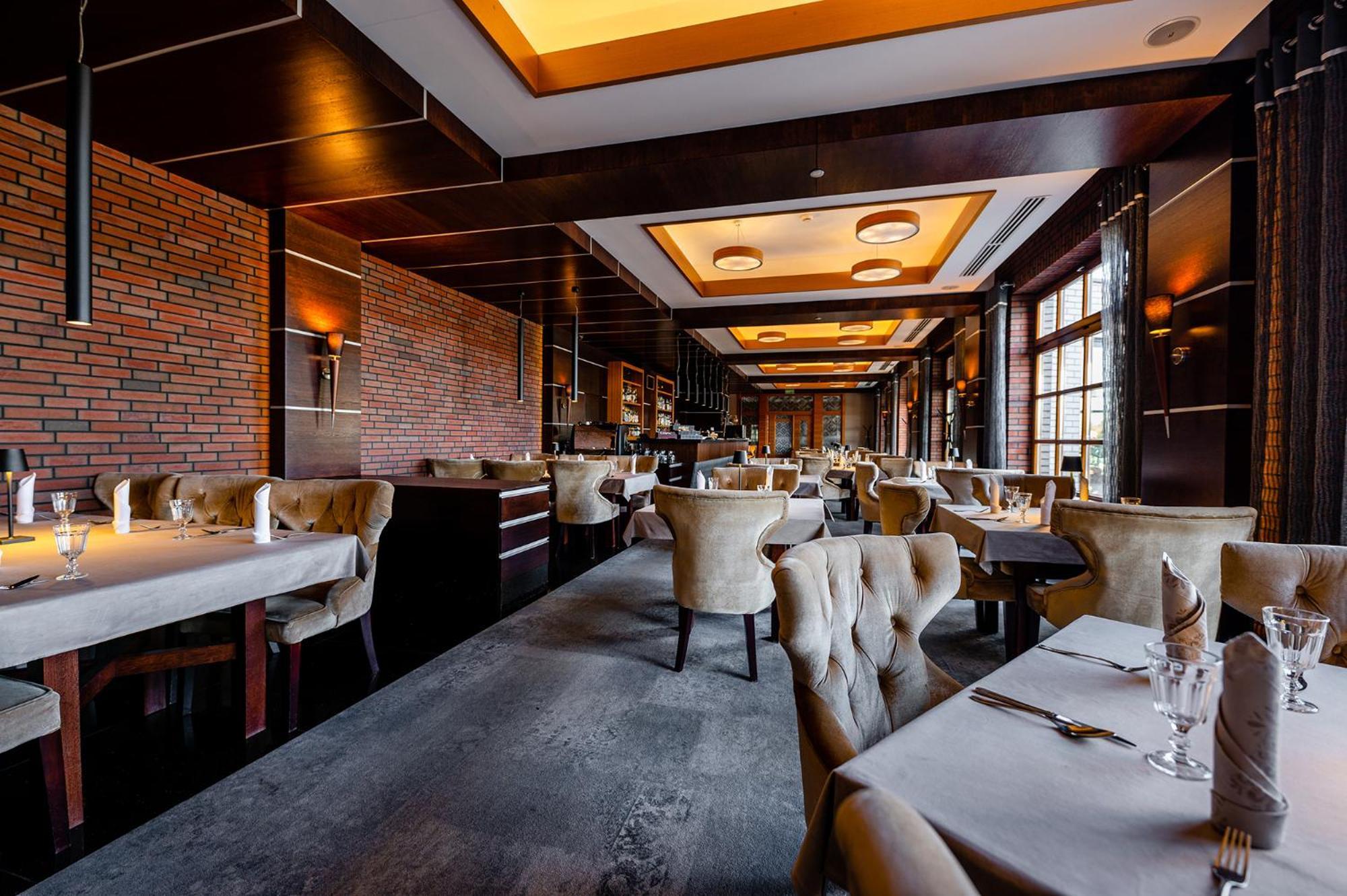 Hotel Alhar 루블리니에크 외부 사진