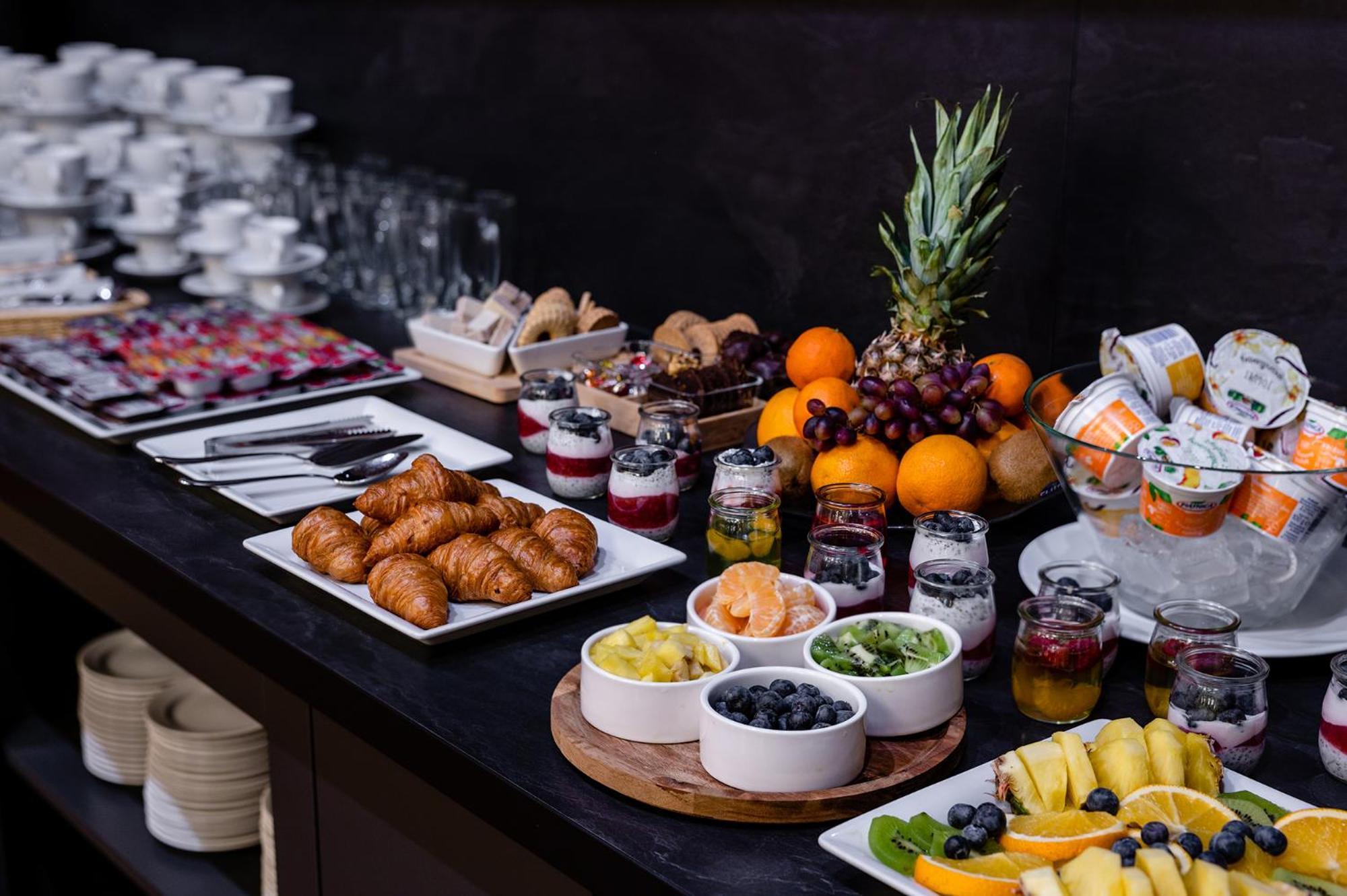 Hotel Alhar 루블리니에크 외부 사진